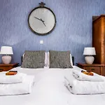 Riviera Guesthouse