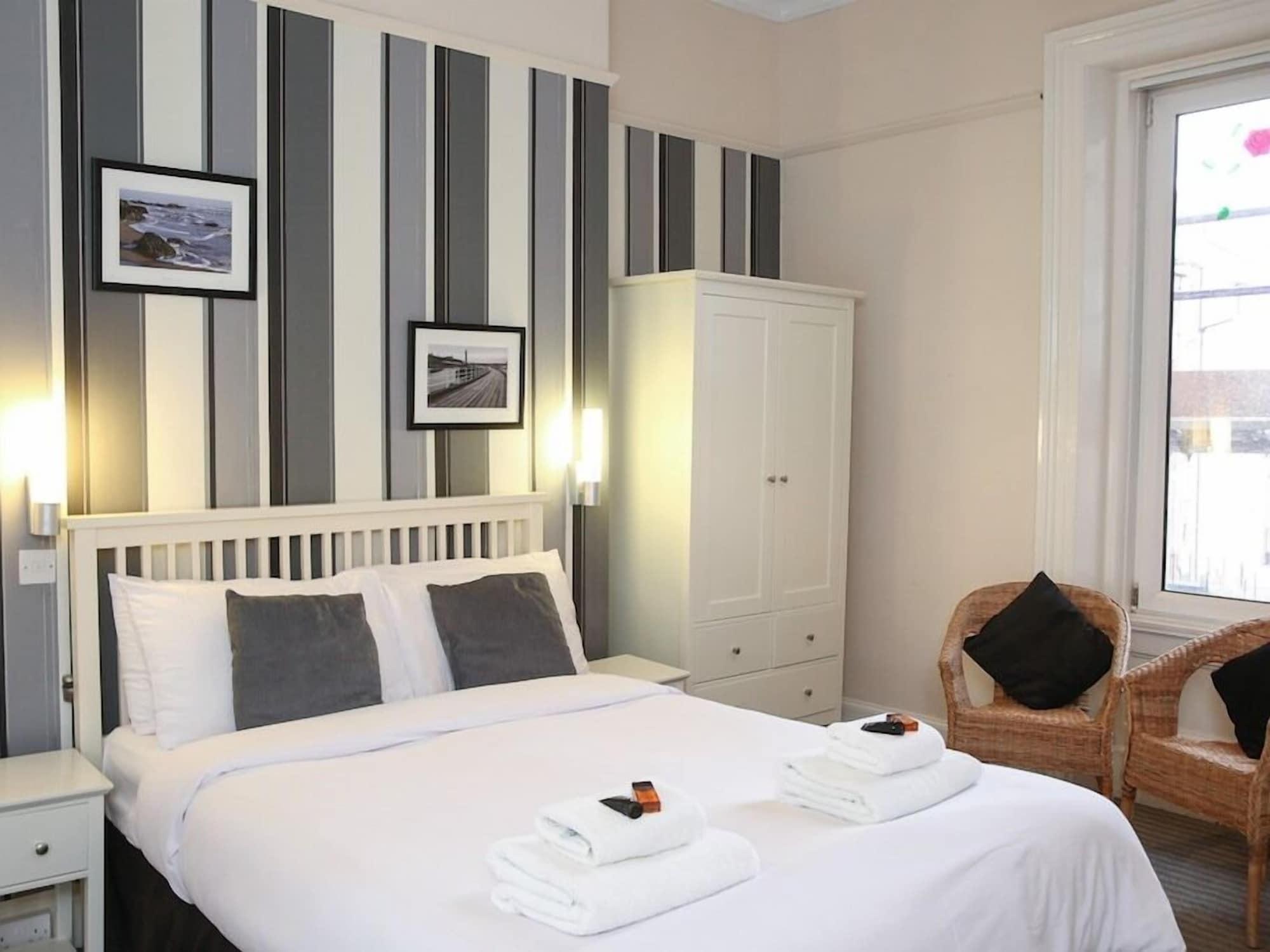 Riviera 3*